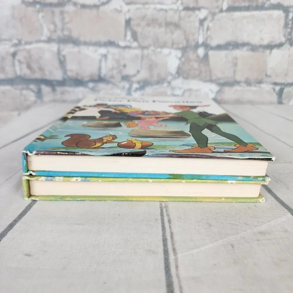 Walt Disney 1973 Vintage  Hardcover Book Set Peter Pan Favorites Dumbo Favorites - Picture 3 of 10